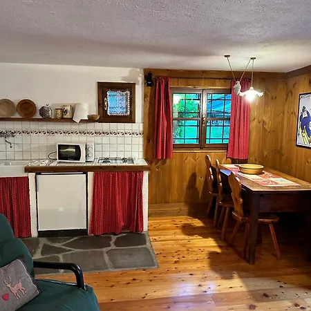 Meyen - Val Ferret Nyaraló